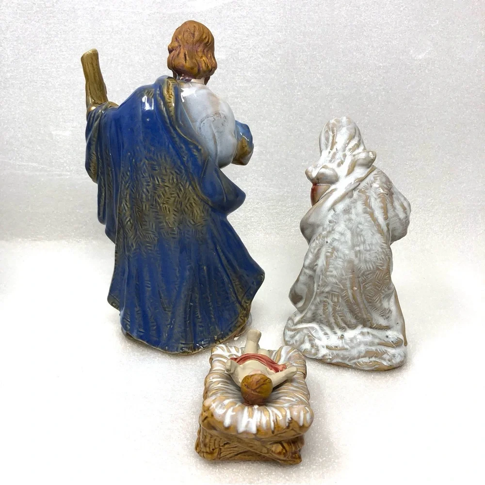 Classic Elements Ceramic Nativity Scene 10 Piece Set Plus Wire Gazebo - Picture 8 of 16